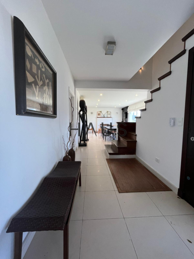 Casa ID.868 - CASA EN VENTA, PRIMERA LÍNEA PUNTA DEL ESTE