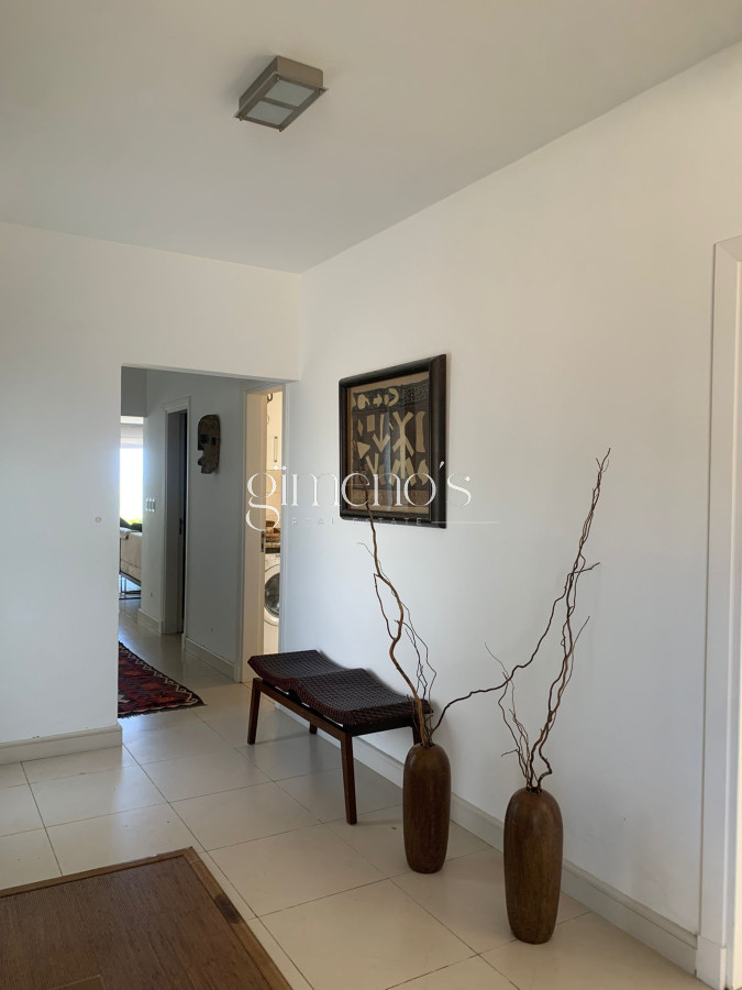 Casa ID.674 - GRAN CASA EN VENTA, PRIMERA LÍNEA