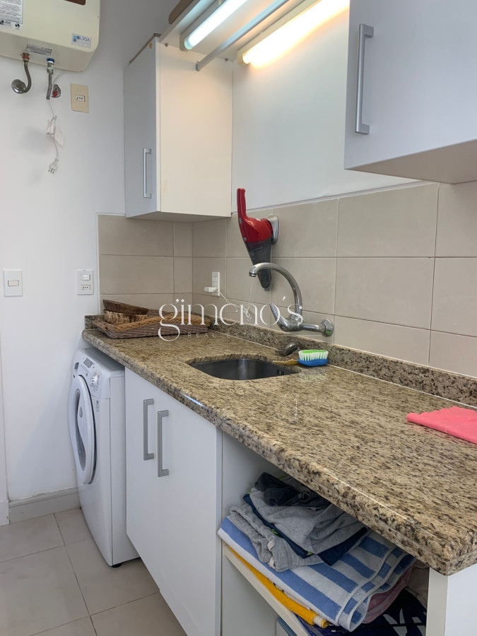 Casa ID.674 - GRAN CASA EN VENTA, PRIMERA LÍNEA