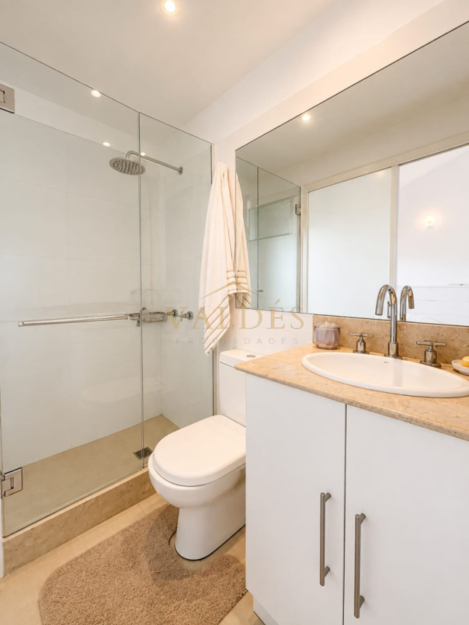 Casa ID.4854 - GRAN CASA EN VENTA, PRIMERA LÍNEA