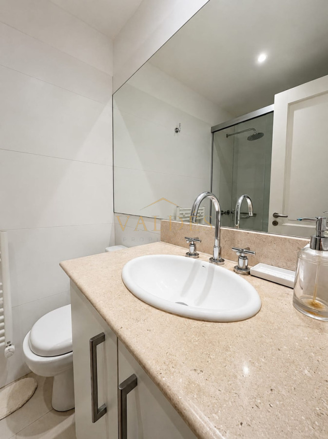 Casa ID.4854 - GRAN CASA EN VENTA, PRIMERA LÍNEA