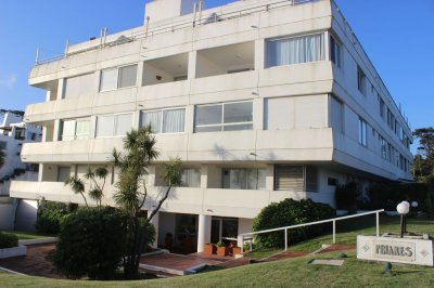 Apartamento en venta  sobre playa Mansa