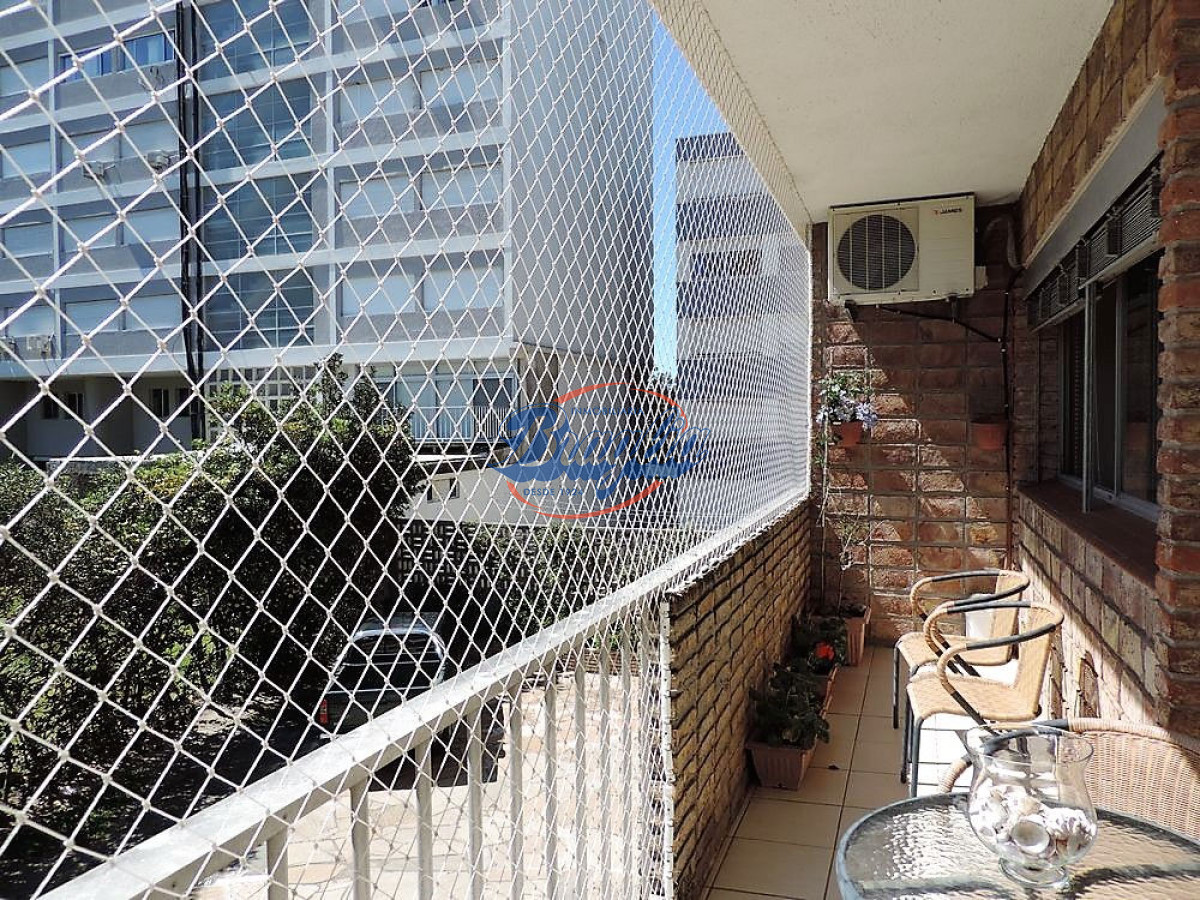 APARTAMENTO EN MANSA - FRENTE A LA PLAYA 