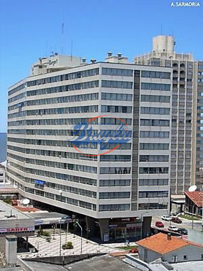  Apartamento en Península - Punta del Este
