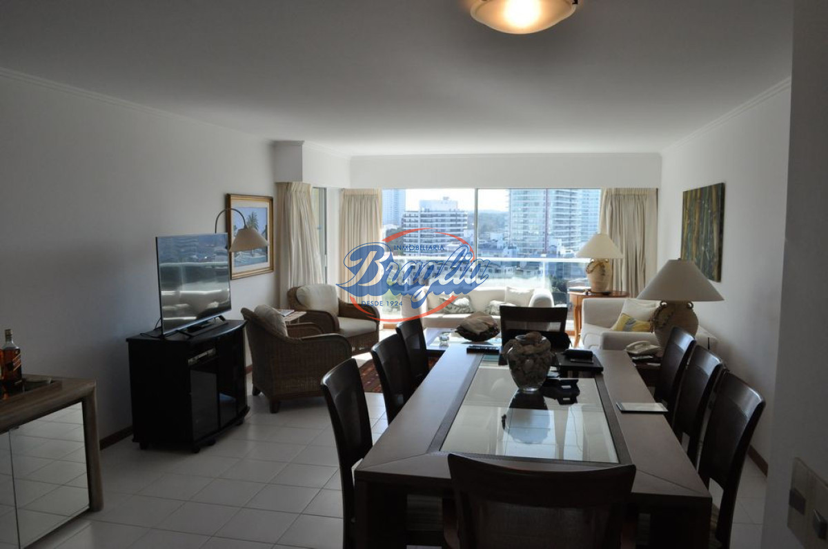 Brava - GoPunta - Portal Inmobiliario de Punta del Este - Maldonado