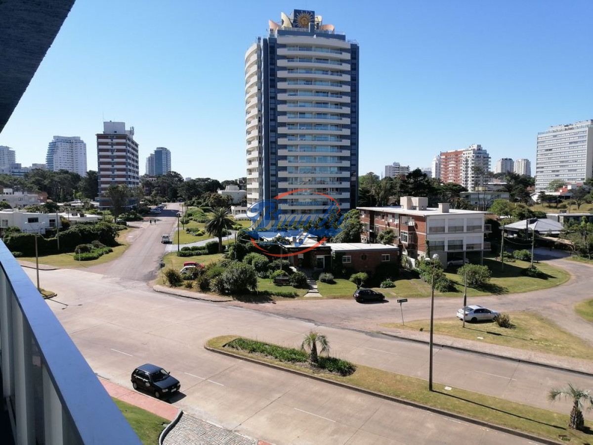 Brava - GoPunta - Portal Inmobiliario de Punta del Este - Maldonado