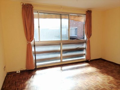 APARTAMENTO EN VENTA, EDIFICIO CATEDRAL , CENTRO MALDONADO