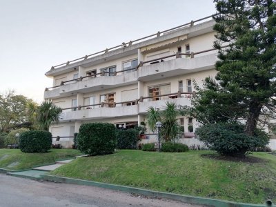 Apartamento de 1 dormitorio , ubicado en Aidy grill , Punta del Este 