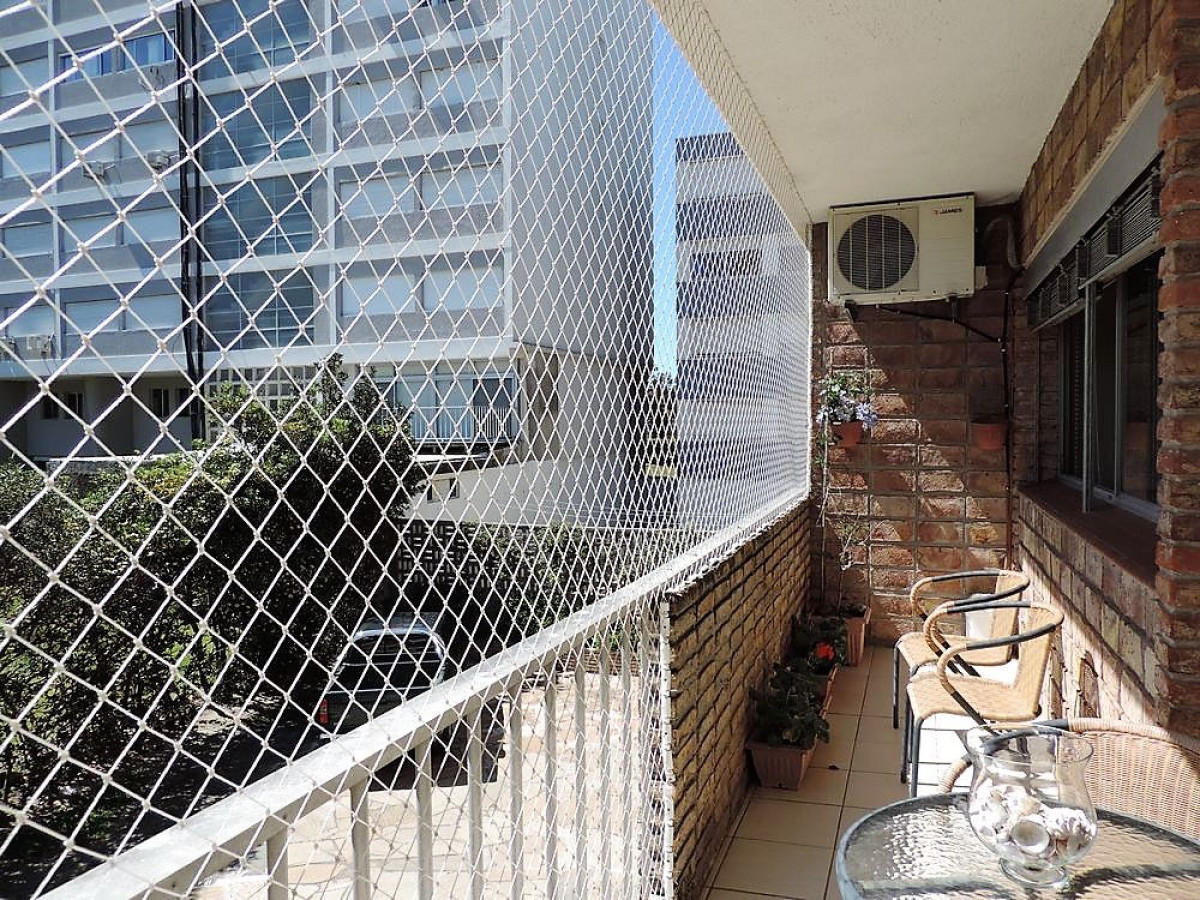 APARTAMENTO EN MANSA - FRENTE A LA PLAYA 