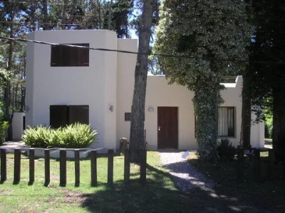 CASA PINARES