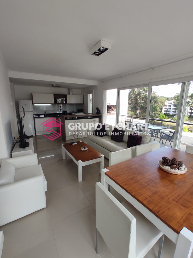 Apartamento ID.16 - Espectacular Apartamento en Green Park. Facilidades de Pago. 50% y 36 cuotas.