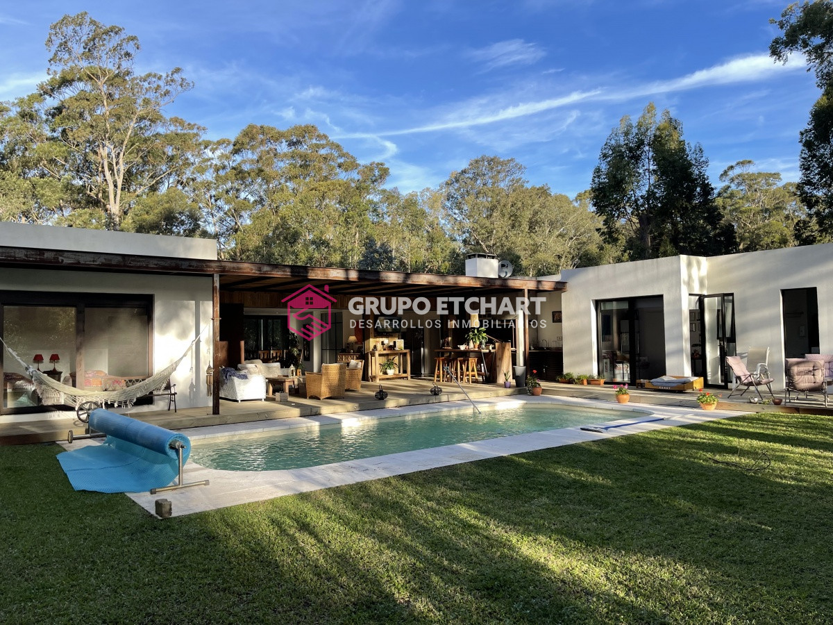 Casa ID.8 - casa compleo solanas 