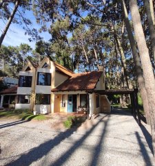 Casa en Solanas Village.