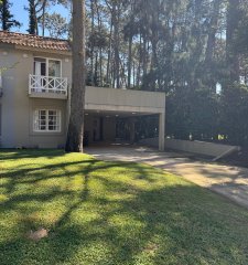 Casa en Punta Ballena, Complejo Solanas