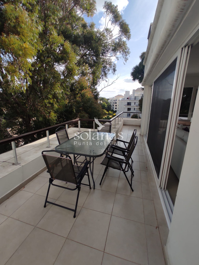 Apartamento ID.128 - Espectacular Apartamento en Green Park. Facilidades de Pago. 50% y 36 cuotas.