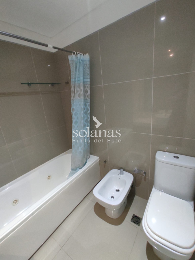 Apartamento ID.128 - Espectacular Apartamento en Green Park. Facilidades de Pago. 50% y 36 cuotas.