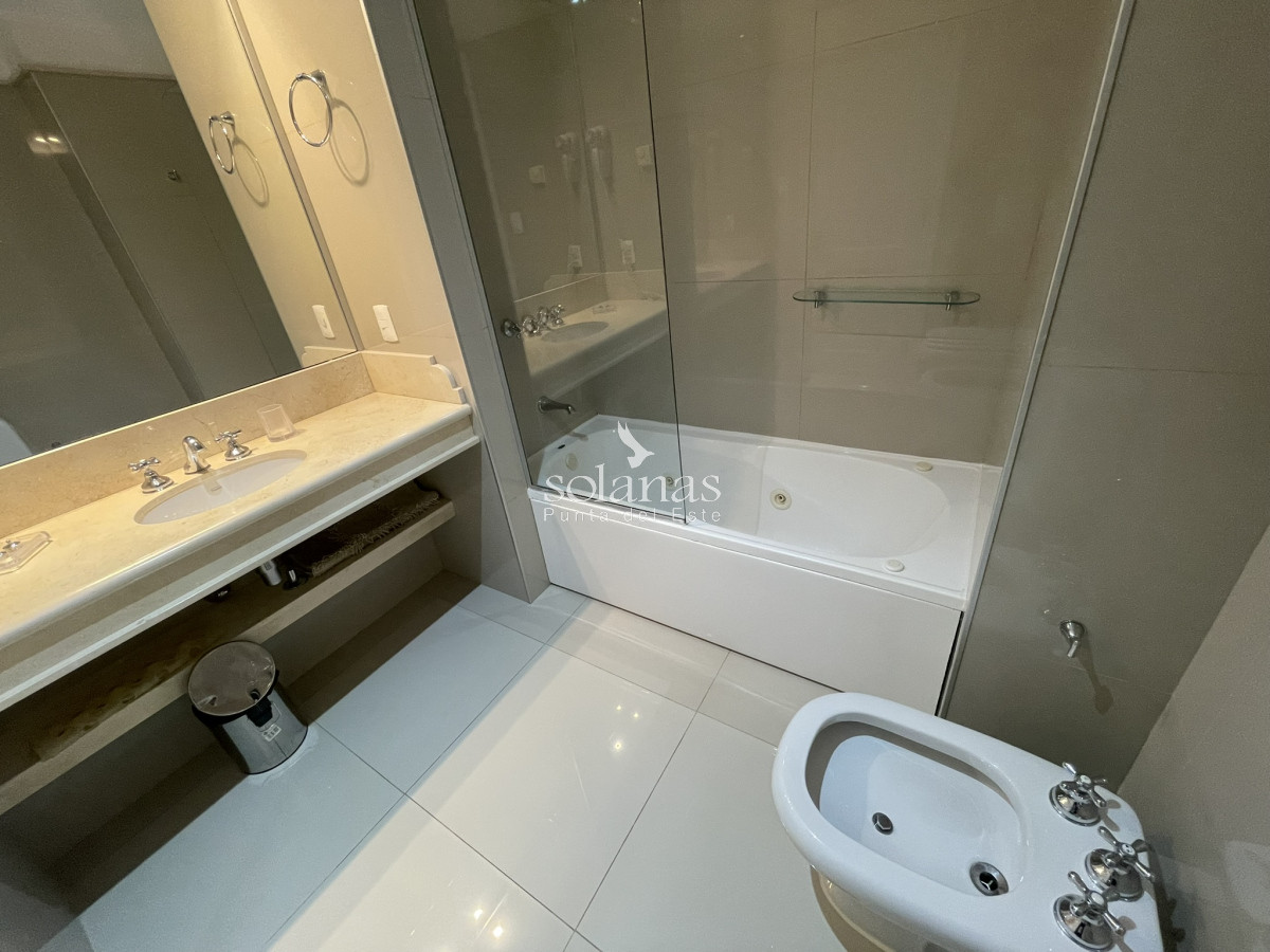 Apartamento ID.188 - Tres Ambientes Excelente Oportunidad!!!