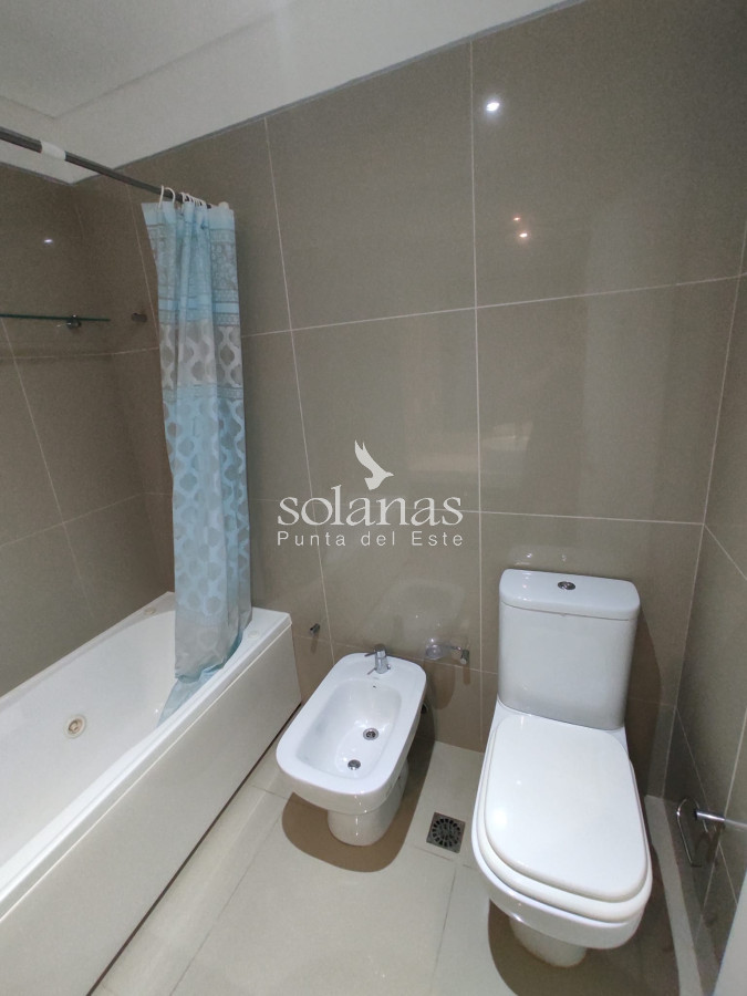 Apartamento ID.128 - Espectacular Apartamento en Green Park. Facilidades de Pago. 50% y 36 cuotas.