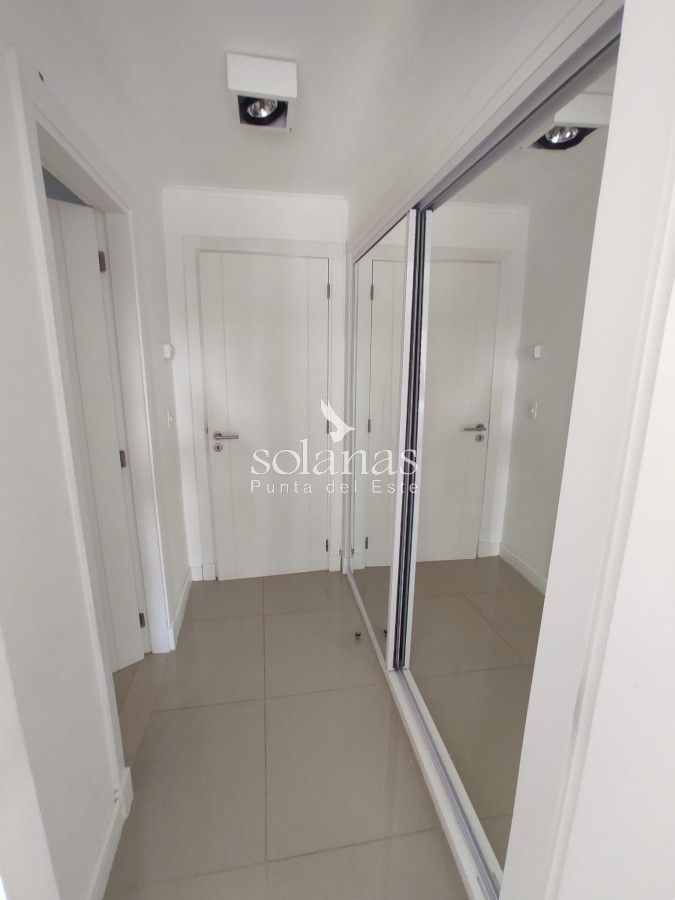 Apartamento ID.128 - Espectacular Apartamento en Green Park. Facilidades de Pago. 50% y 36 cuotas.