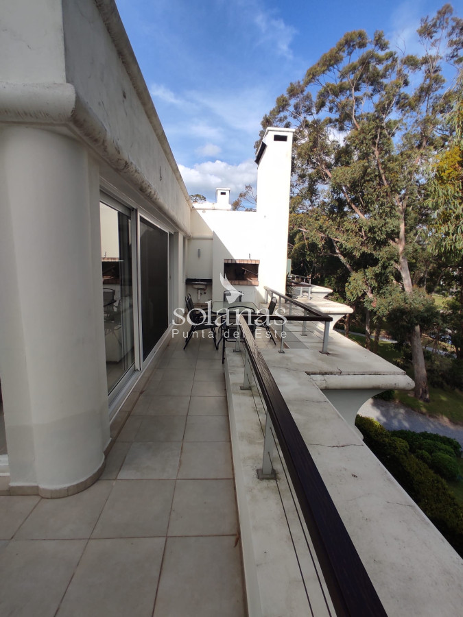 Apartamento ID.128 - Espectacular Apartamento en Green Park. Facilidades de Pago. 50% y 36 cuotas.