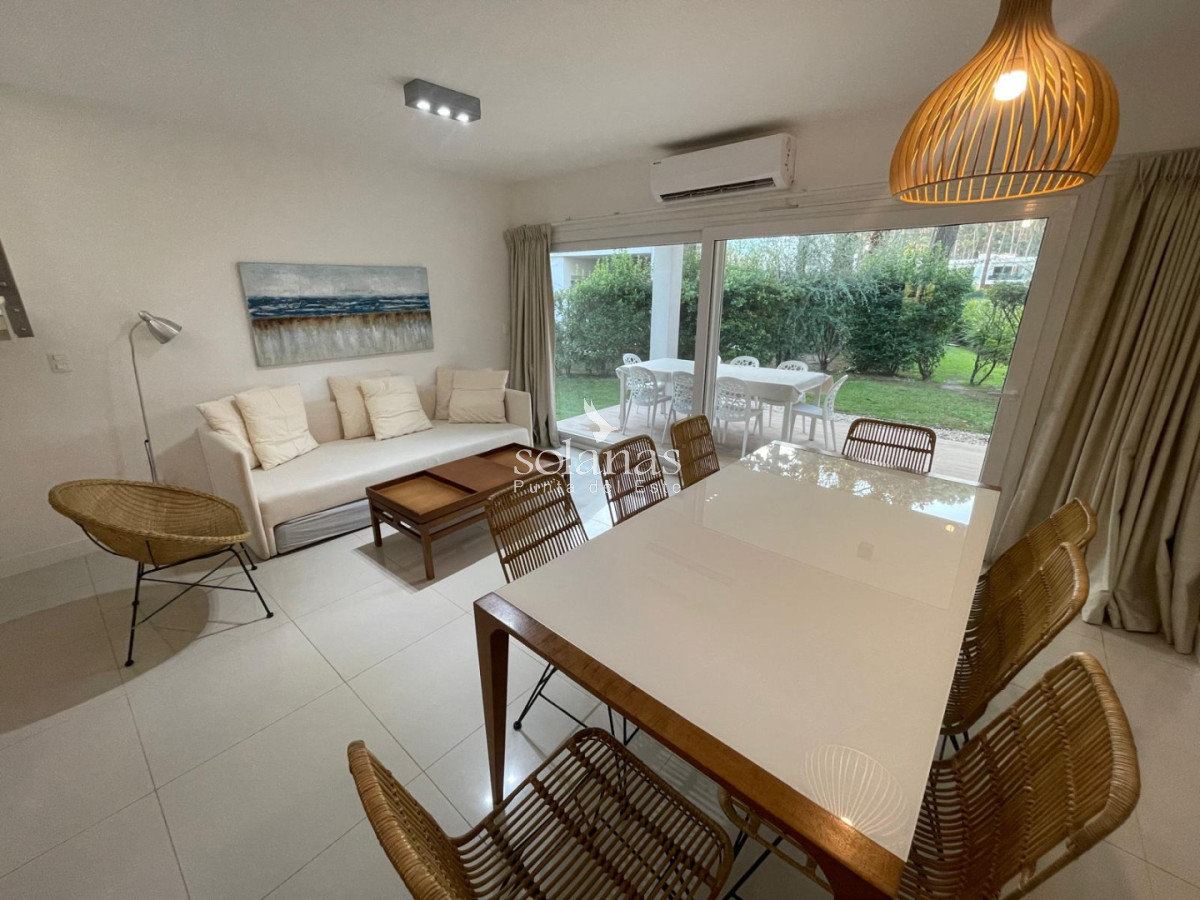 Casa ID.208 - Excelente Casa en Solanas - 3 Dormitorios, Parrillero y Piscina