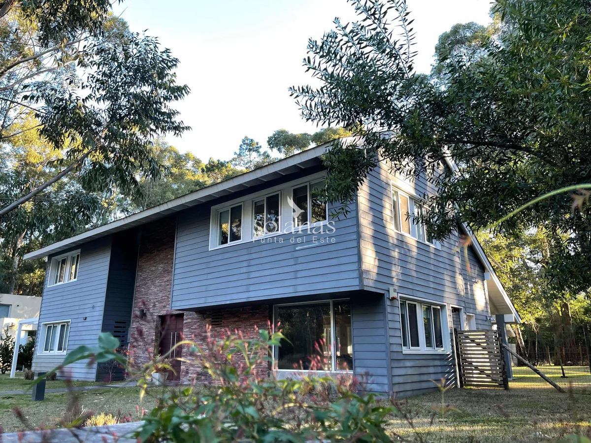 Casa ID.201 - Casa en Design Village