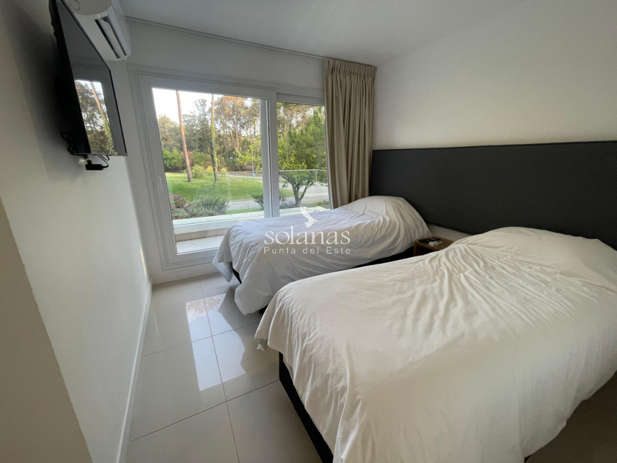 Casa ID.208 - Excelente Casa en Solanas - 3 Dormitorios, Parrillero y Piscina