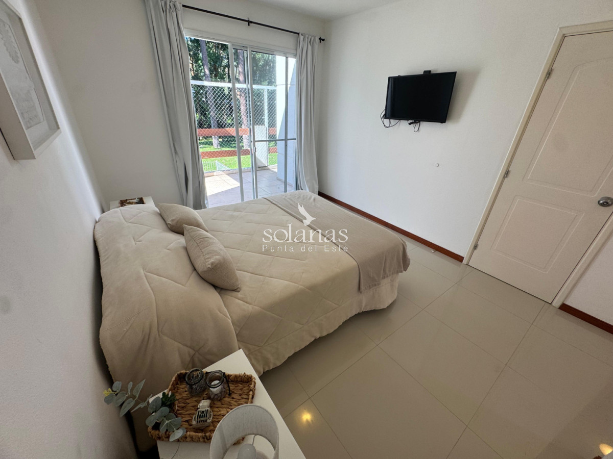 Casa ID.211 - Casa única en Solanas Village sobre lote propio - Espacio, luz y rentabilidad en un solo lugar