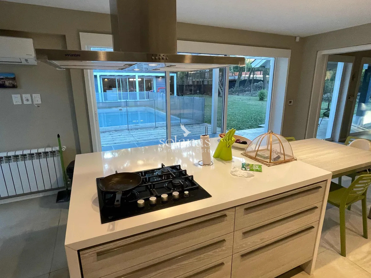 Casa ID.201 - Casa en Design Village