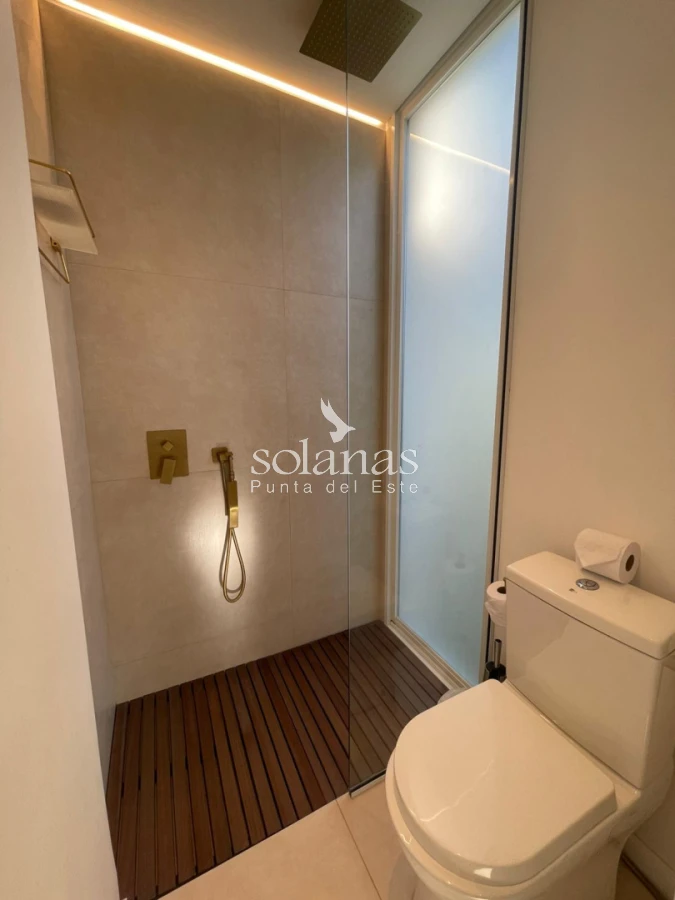 Casa ID.202 - 🏡 Elegancia Moderna en Cada Rincón: La Casa que Eleva Tu Estilo de Vida