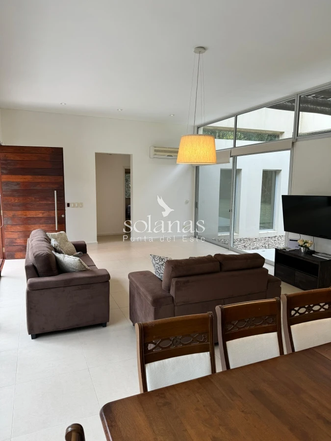 Casa ID.104 - Casa en Design Village.