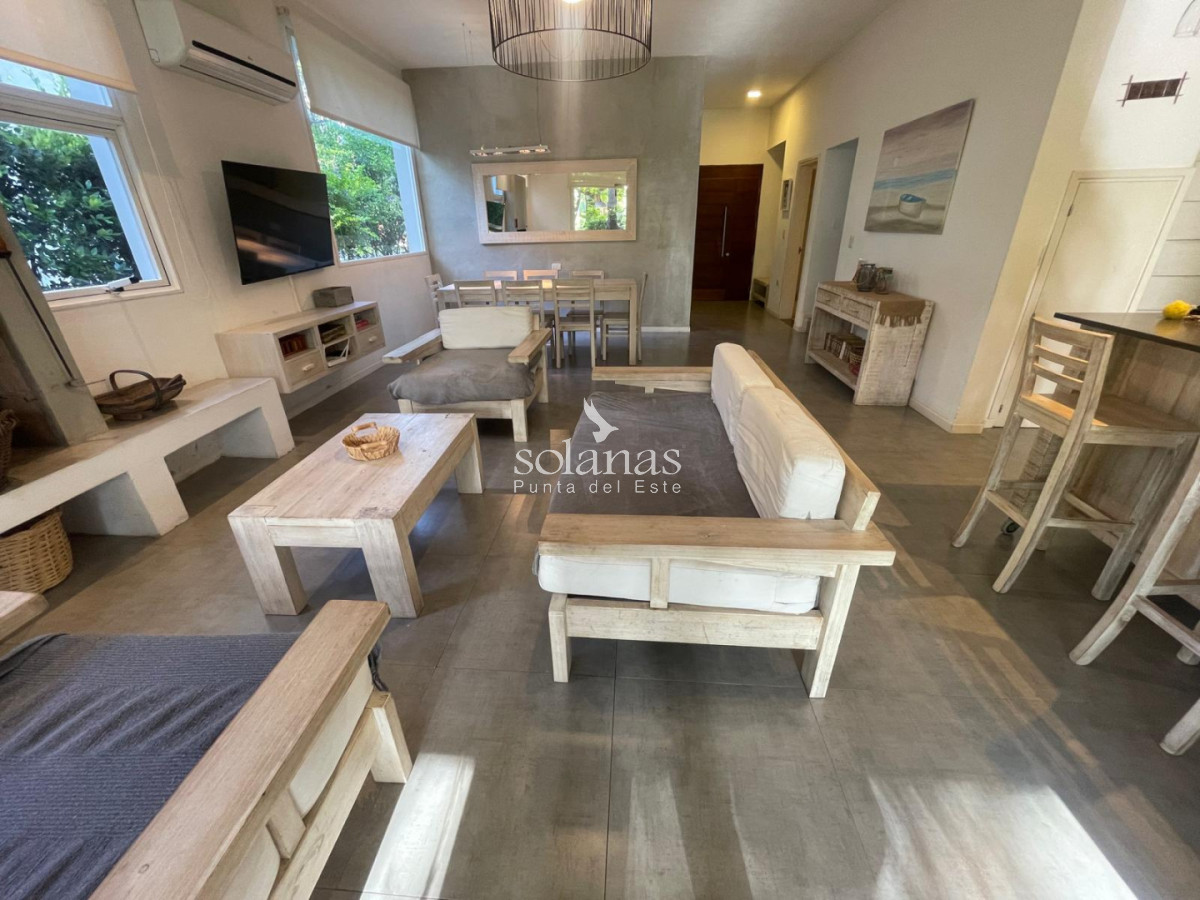Casa ID.205 - Excelente casa en oportunidad - Solanas Village