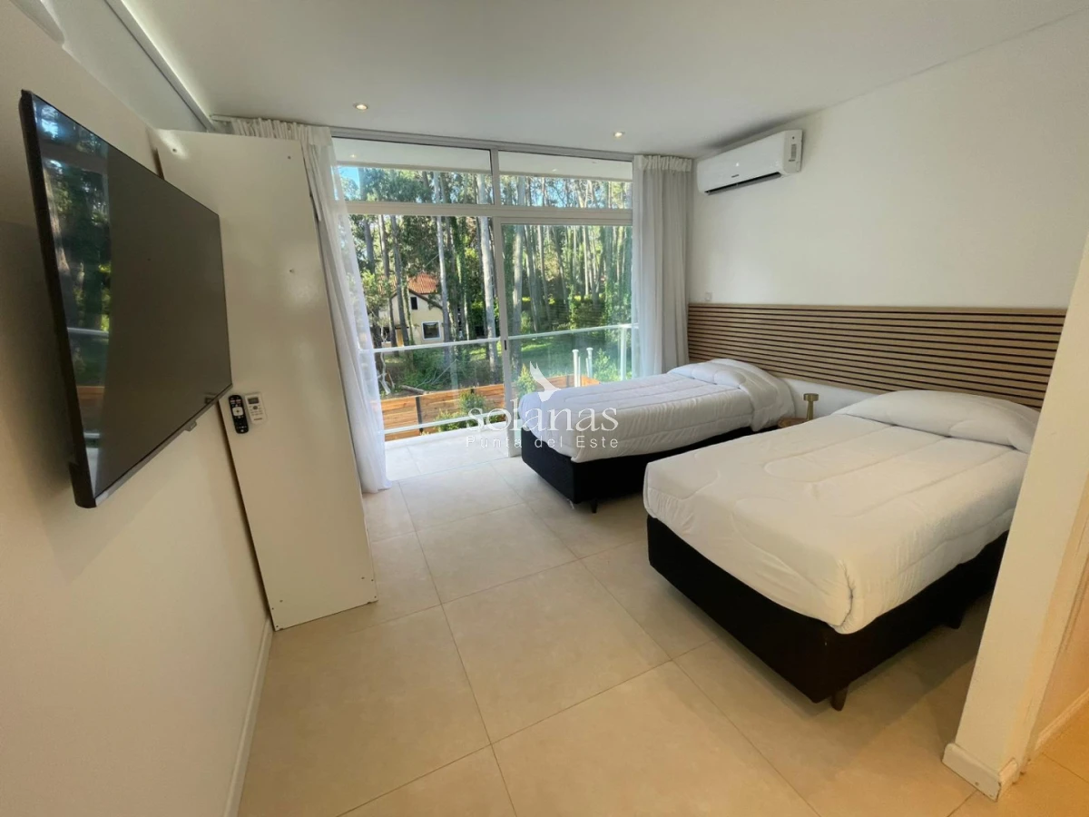 Casa ID.202 - 🏡 Elegancia Moderna en Cada Rincón: La Casa que Eleva Tu Estilo de Vida