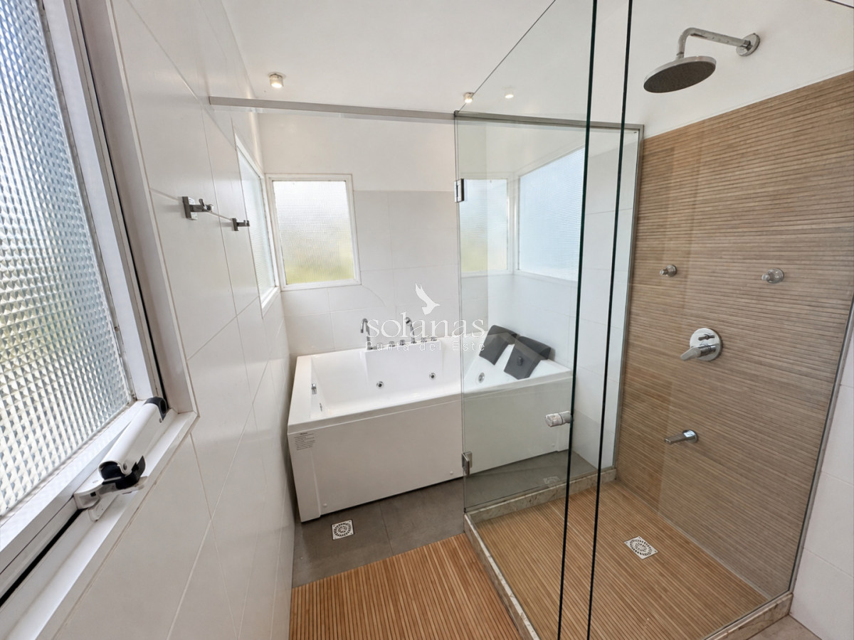 Casa ID.240 - Excelente casa en oportunidad - Solanas Village