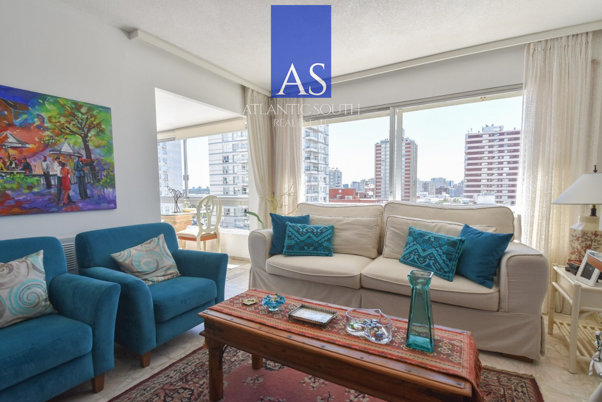 Apartamento ID.4248 - Apartamento en venta de 2 dormitorios + 2 baños . Reciclado con garage