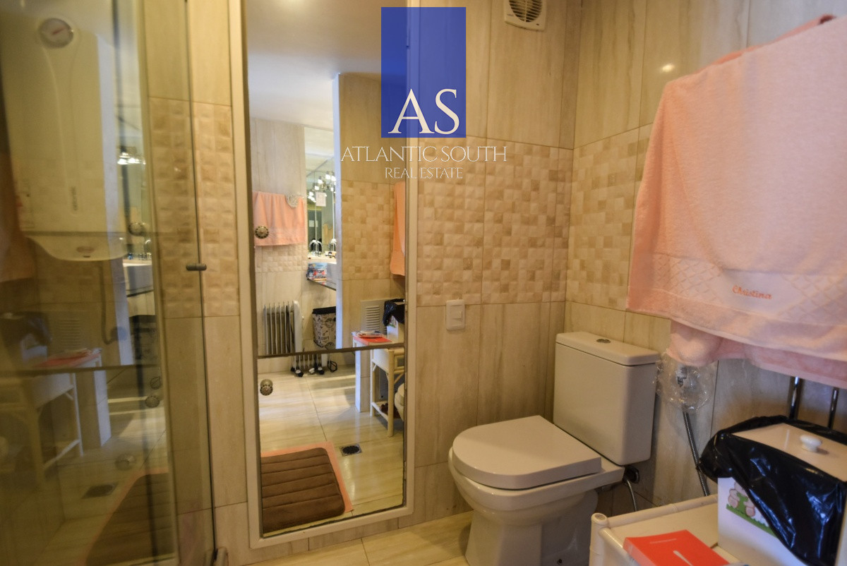 Apartamento ID.4248 - Apartamento en venta de 2 dormitorios + 2 baños . Reciclado con garage