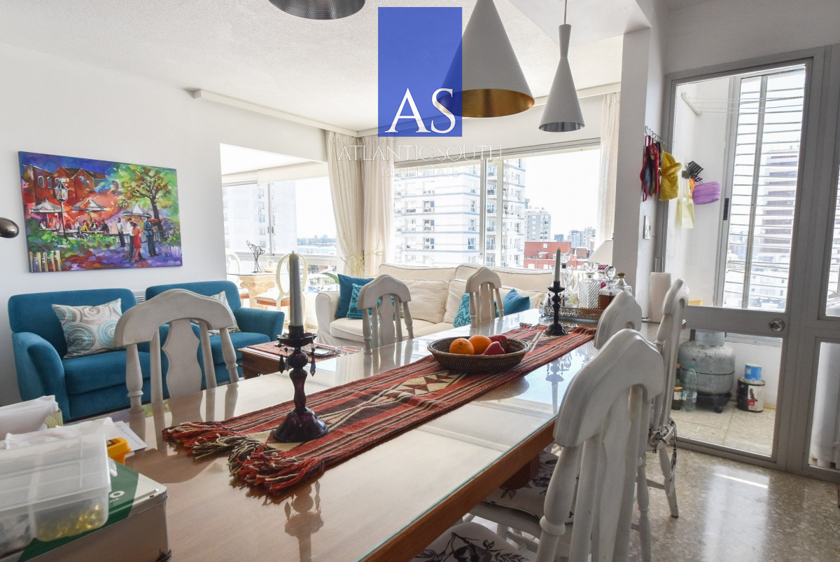 Apartamento ID.4248 - Apartamento en venta de 2 dormitorios + 2 baños . Reciclado con garage