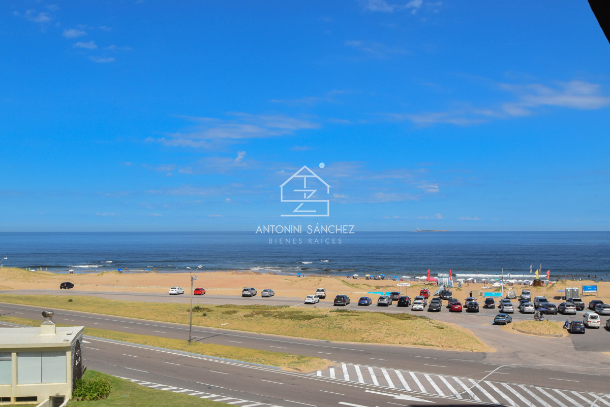 Apartamento ID.1891 - Primera fila al Mar! Torre con amenities frente a La Olla. 