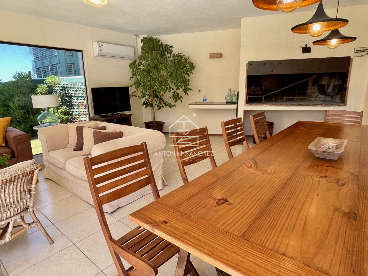 Apartamento ID.1891 - Primera fila al Mar! Torre con amenities frente a La Olla. 