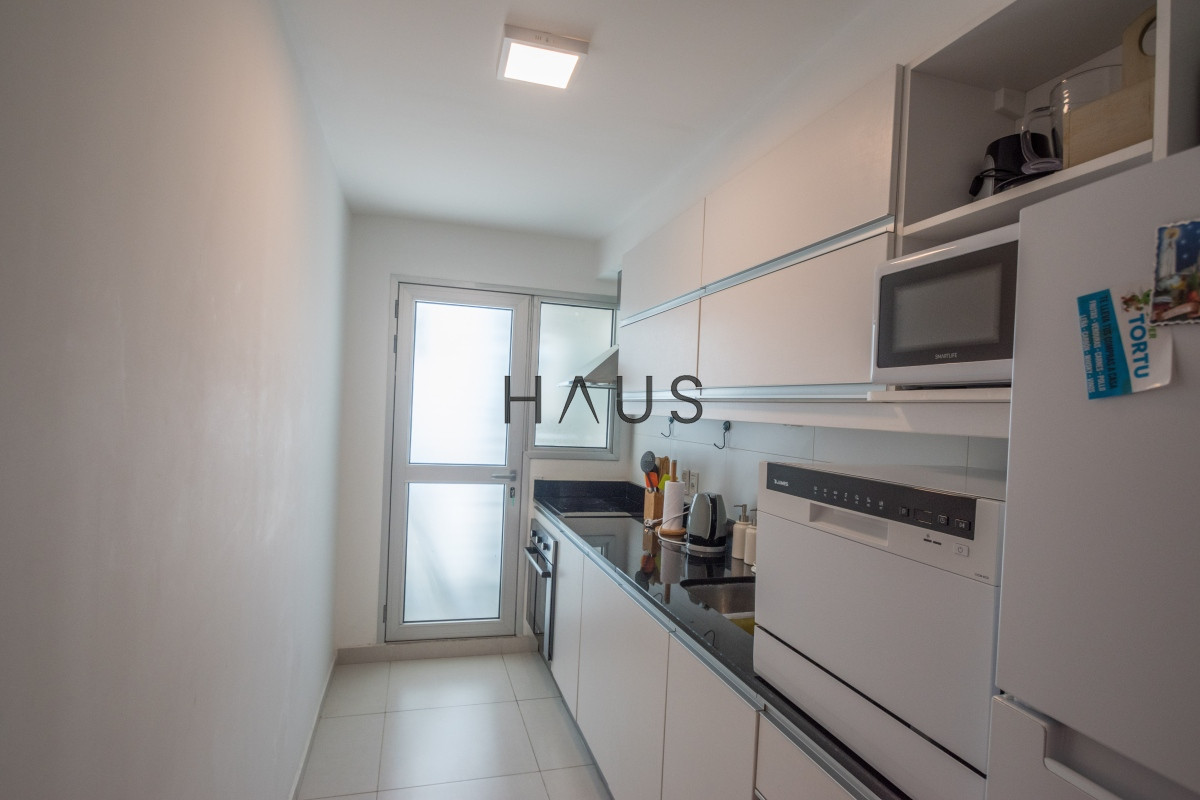 Apartamento ID.688 - Bellagio Tower. Esquinero de 3 dormitorios. Equipado.
