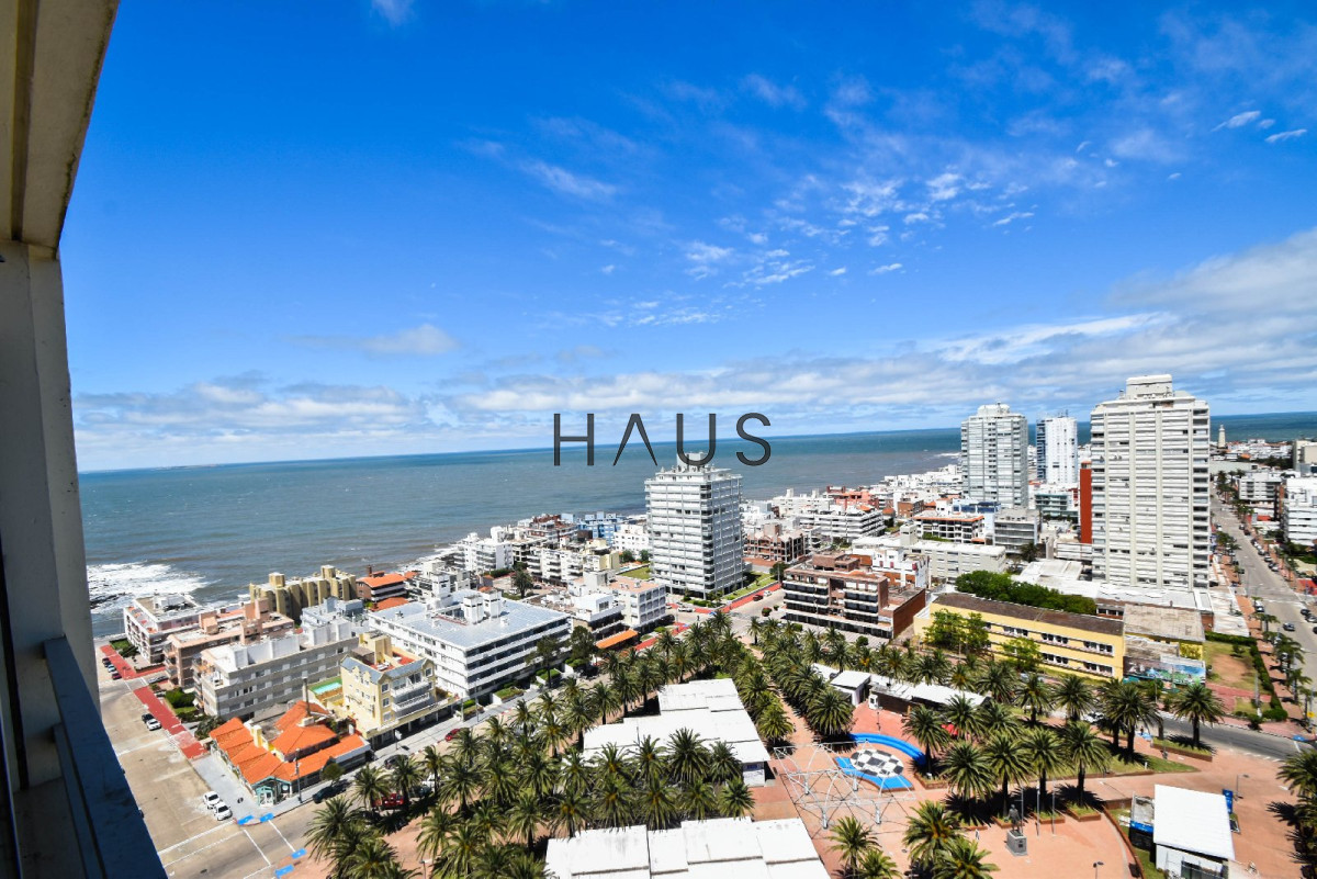 Apartamento ID.687 - Vista al Puerto! Amplio apartamento de 1 dormitorio y medio. 