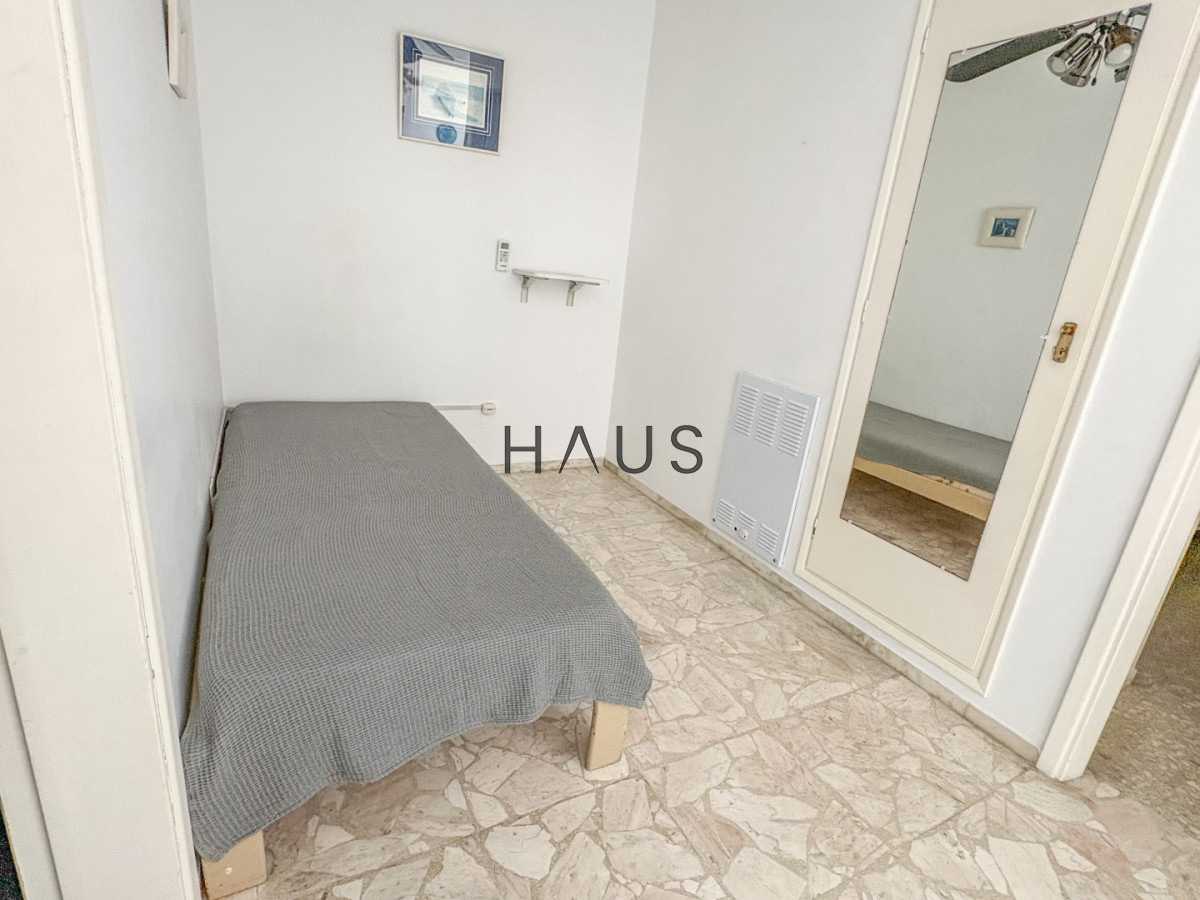 Apartamento ID.684 - Torre Libertador. Apartamento 1 dormitorio y medio al Puerto! 