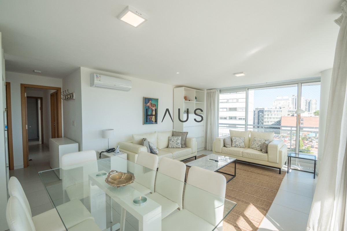 Apartamento ID.688 - Bellagio Tower. Esquinero de 3 dormitorios. Equipado.