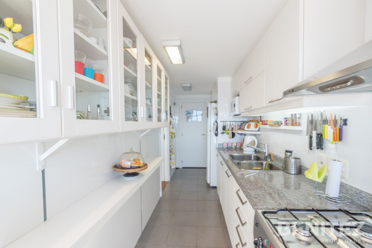 Apartamento ID.9084 - Apartamento en esquina al Puerto. Vista panorámica Puerto, Mansa y Brava. 