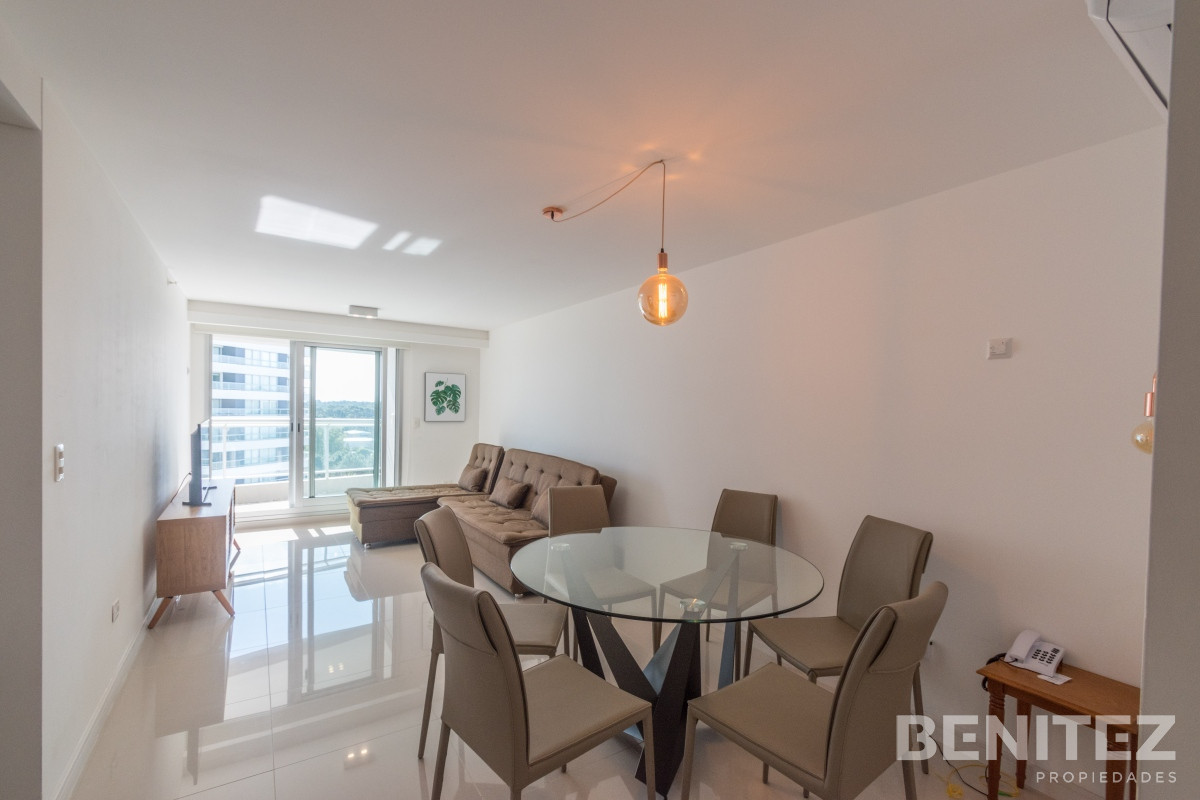 Apartamento ID.9177 - Look Brava. Apartamento 1 dormitorios + 2 baños. Equipado divino!
