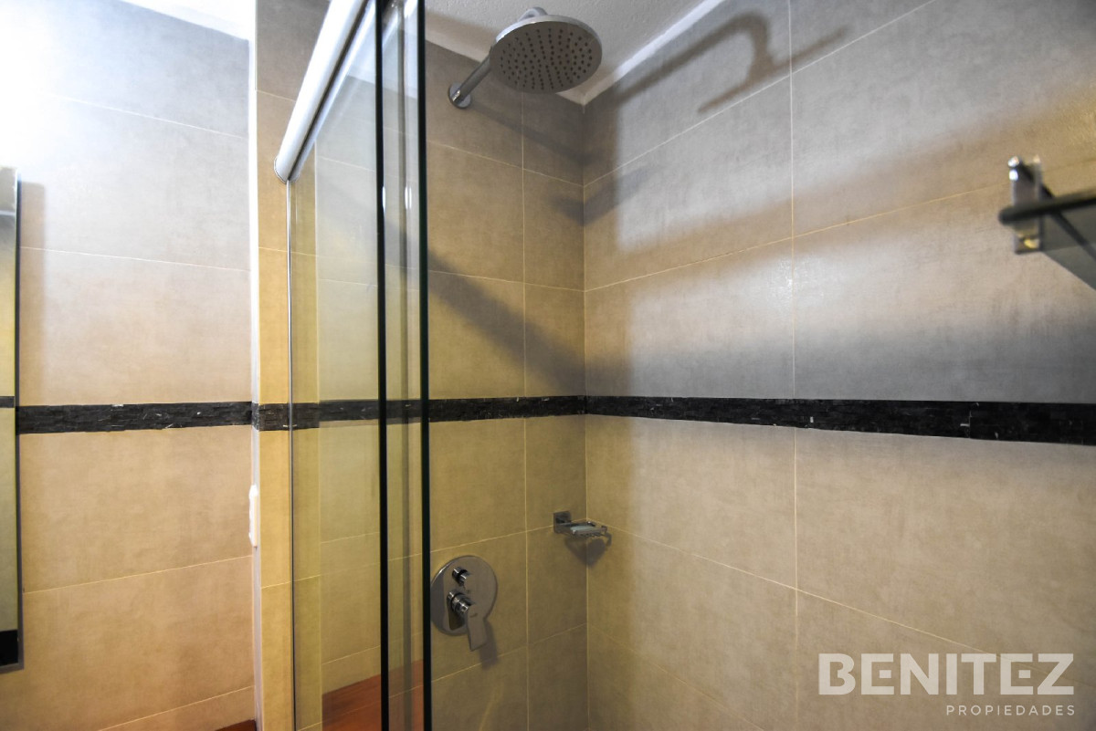 Apartamento ID.7972 - Excelente apartamento en venta de 3 dormitorios reciclado - Vista Puerto, reciclado. Punta del Este