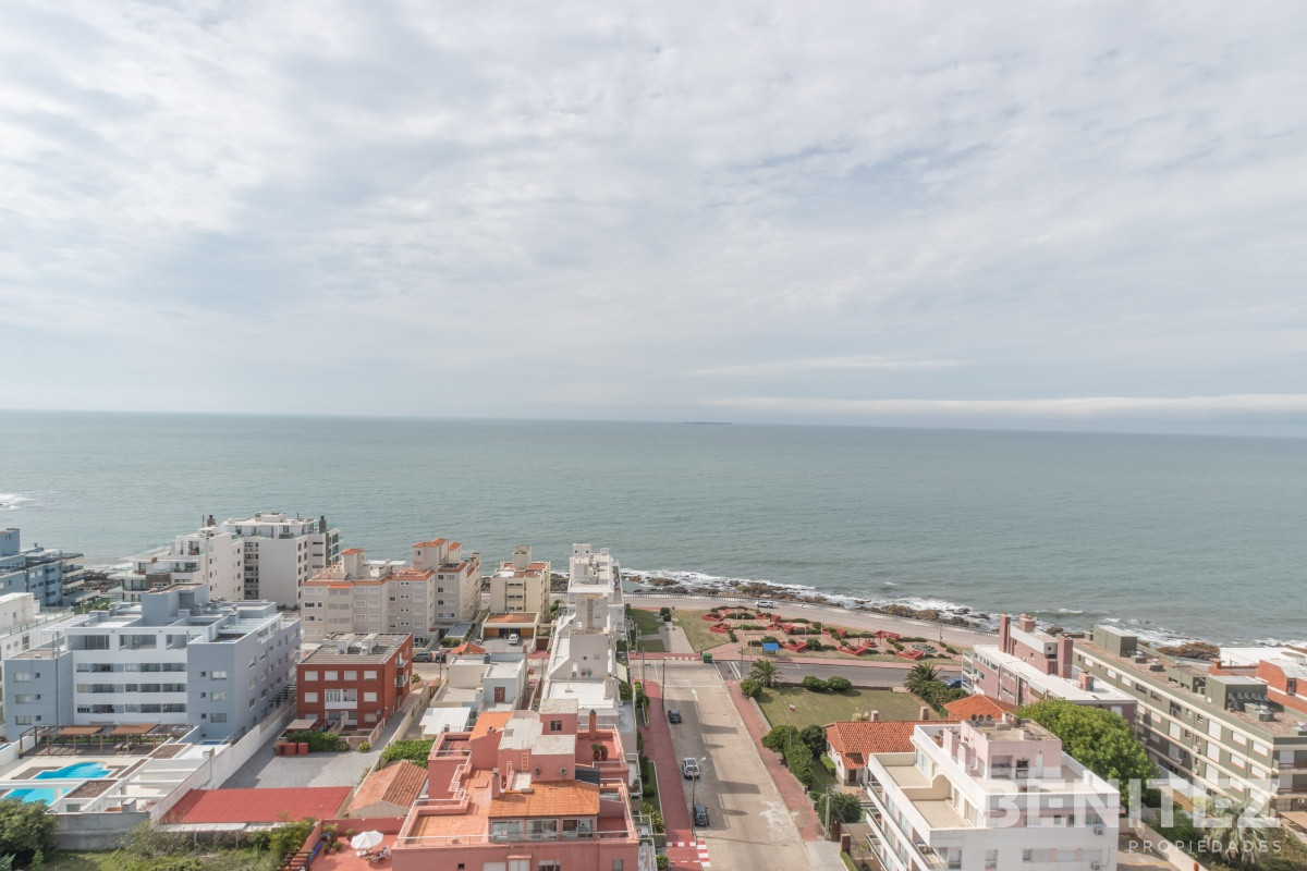 Apartamento ID.355 - Apartamento de 3 dormitorios. Excelente vista al Mar