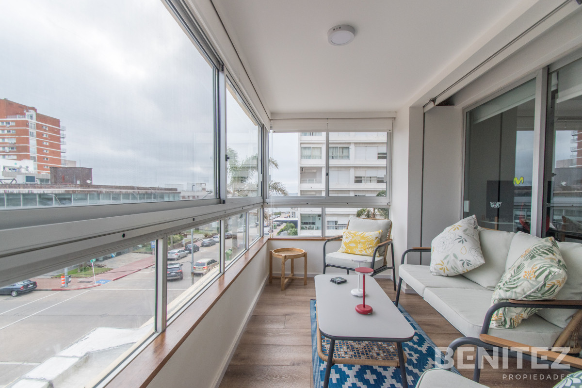 Apartamento ID.575 - Imperdible! Esquinero de 3 dormitorios. Pintos Risso.