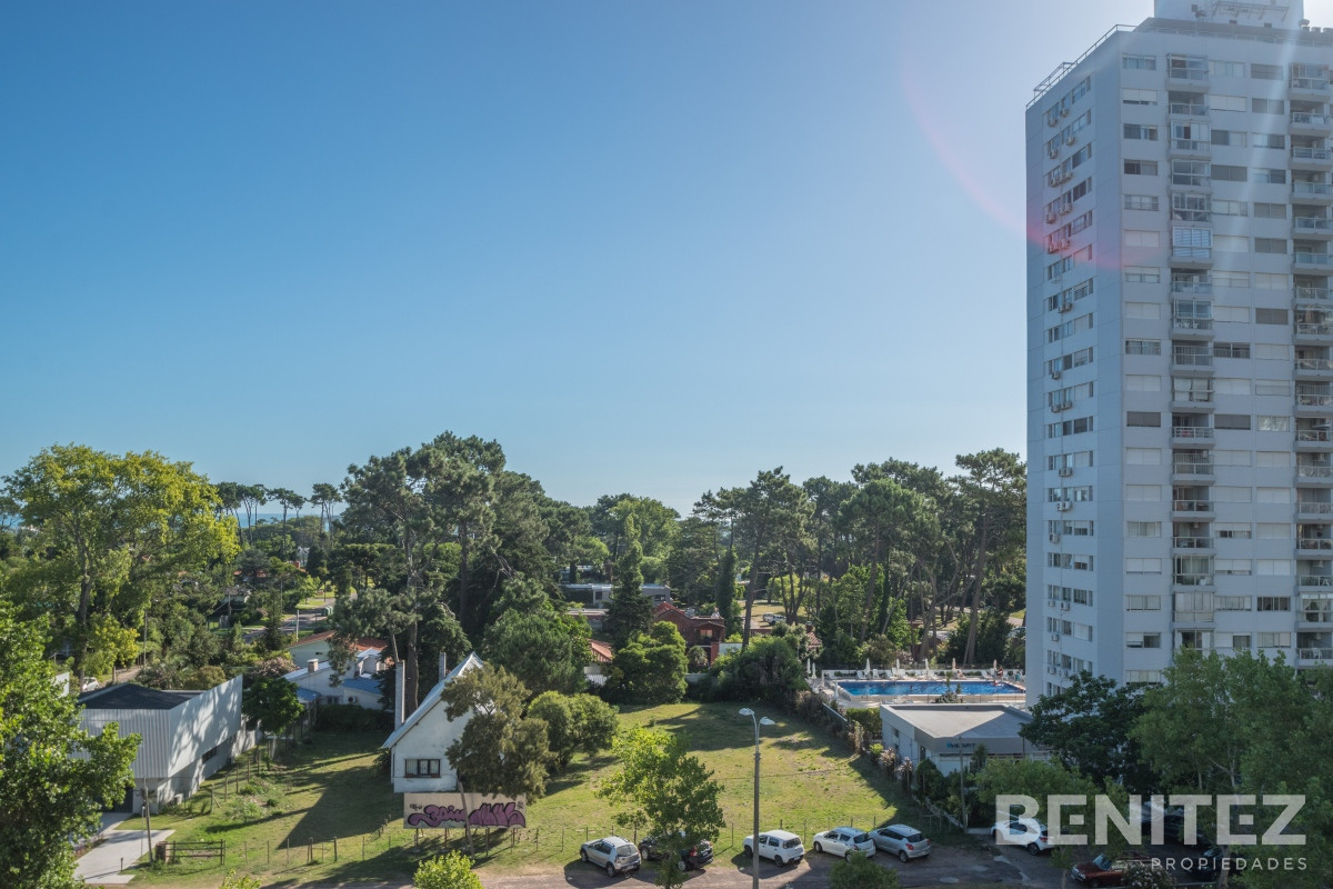 Apartamento ID.8385 - Bellagio Tower. Esquinero de 3 dormitorios. Equipado.