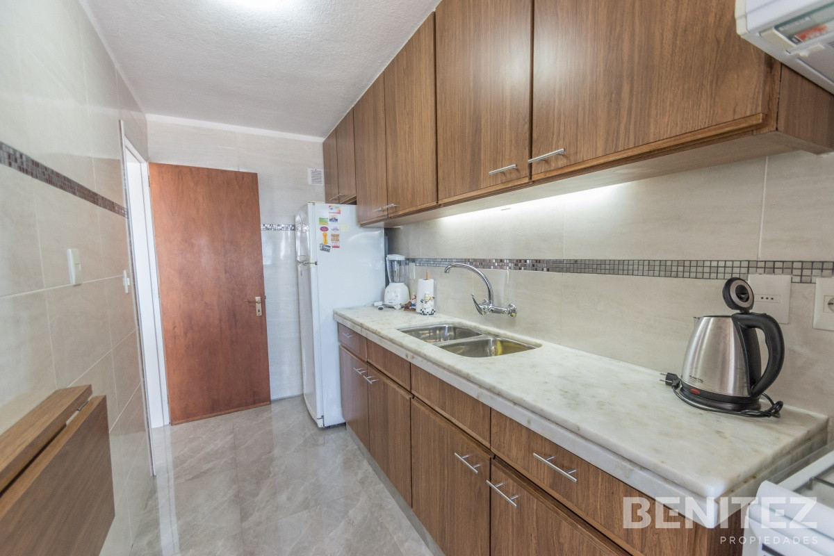 Apartamento ID.7123 - Torre Verona. Piso alto de 2 dormitorios. Reciclado.